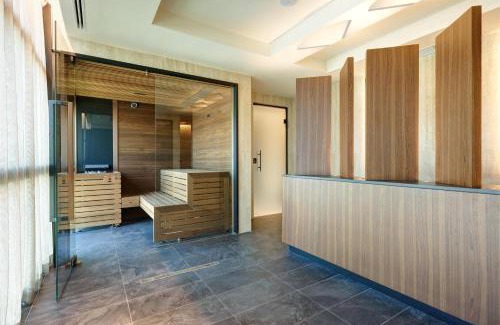 EUR Hotel | Hilton Rome Eur La Lama