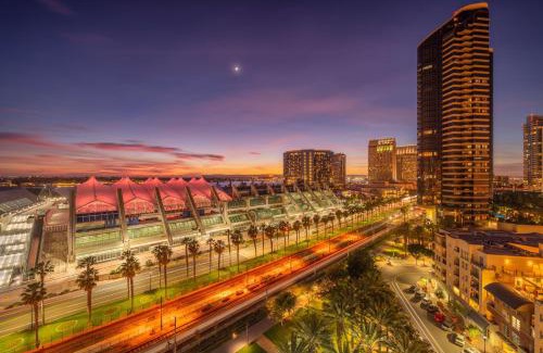 Marina District Hotel | Hilton San Diego Gaslamp Quarter