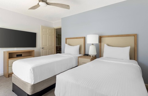 Berkeley Resort | Hilton Vacation Club Greensprings Williamsburg