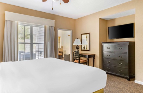 Berkeley Resort | Hilton Vacation Club The Historic Powhatan Williamsburg