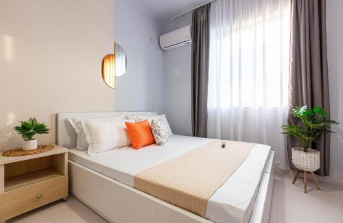 Himare Apartment | Himara City 42 - Central & Beach Access