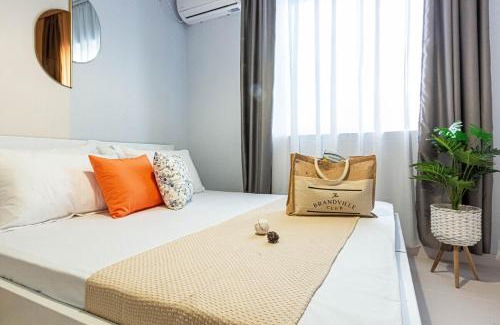 Himare Apartment | Himara City 42 - Central & Beach Access