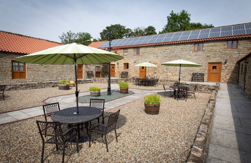 Pickering Cottage | Hindburn Cottage - quaint cottage sleeping 2