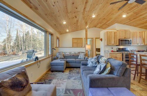 Hines House | Hines Vacation Rental with Grill Walk to Lake!