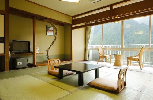 Tsu Hotel | Hinotani Onsen Misugi Resort
