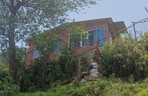 Vattakanal Bed & Breakfast | Hippie Huts