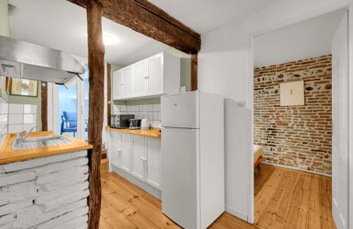 Saint-Cyprien Apartment | Hippolyte - Appt avec terrasse couverte