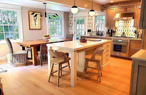 Provincetown House | HISTORIC 3 BED 4 BATH WEST END HOME, PETS, PARKING, LG YARD, WATER VIEWS