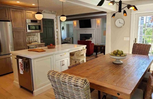 Provincetown House | HISTORIC 3 BED 4 BATH WEST END HOME, PETS, PARKING, LG YARD, WATER VIEWS