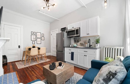 Central Park North House | Historic 3-Bed Brownstone, near Trains