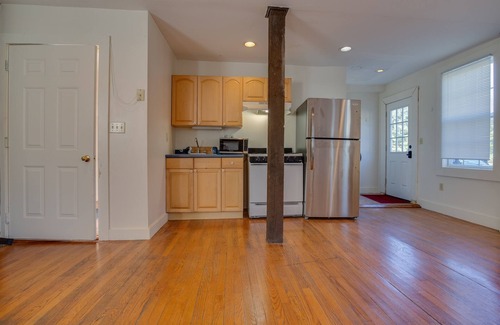 Fly Creek House | Historic 5-BD 3-BA House In Fly Creek, 10 Mins to Dreams Park