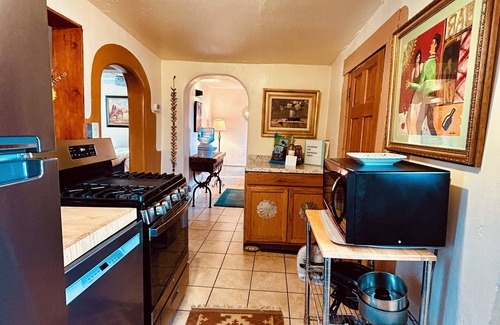 Downtown Santa Fe House | Historic and stylish downtown Railyard Adobe