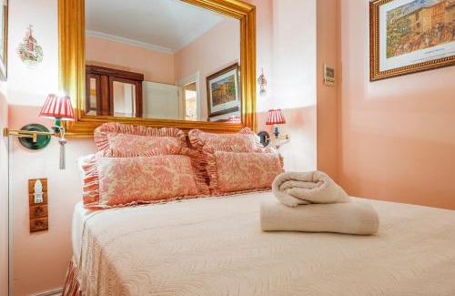 Santa Cruz Apartment | Historic apartment in Santa Cruz