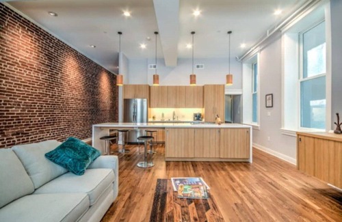 Downtown Memphis House | Historic Bank on Madison | Luxury Space & Game Room Downtown