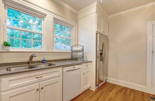 Glen Iris House | Historic Birmingham Home with Hidden Rooms and Scavenger Hunt!