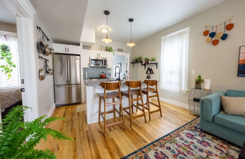 Lakeside House | Historic brick bungalow