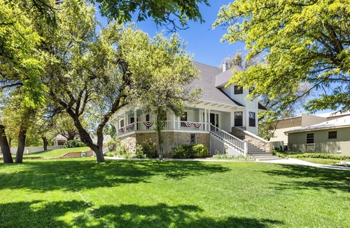Prescott House | HIstoric Brinkmeyer Manor