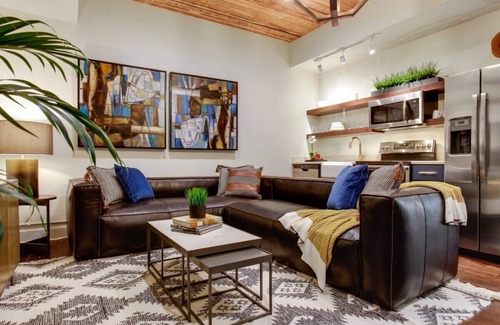 Historic District - North Condo | Historic Building | Downtown Nightlife