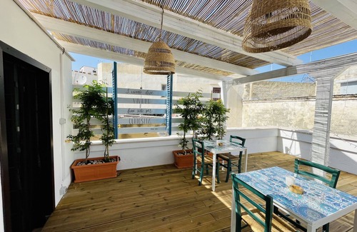 Trani House | Historic building with terrace