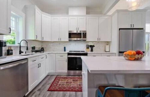 Clayton House | Historic Clayton, Amenity Rich!