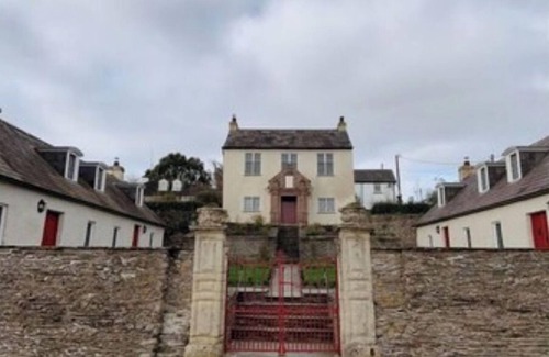 Kinsale Cottage | Historic cottage overlooking Kinsale Harbour