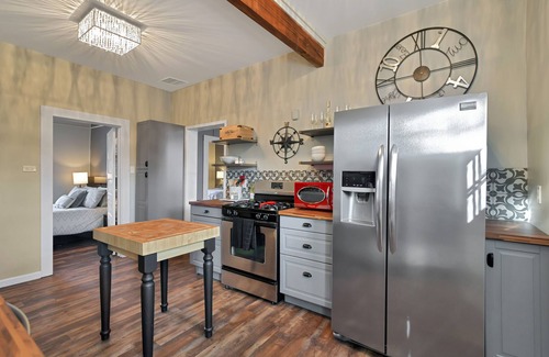 Prescott Cottage | Historic Craftsman home just steps from Whiskey Row!