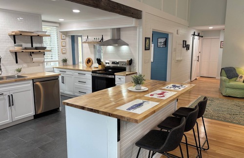 Manset Apartment | Historic dance hall now spacious 4-bedroom 2.5 bath bordering Acadia Nat’l Park