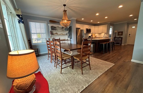 Cape Charles House | HISTORIC DISTRICT: 1st Floor Primary, Great Location and Views!