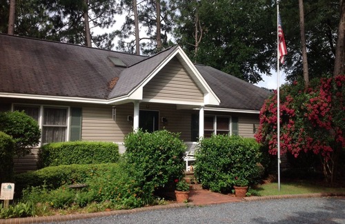 Old Town House | Historic District! Walk to village! Outdoor living space, huge yard! Hot tub!