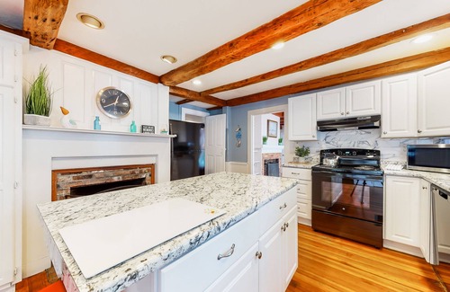 Sagamore Beach House | Historic, dog-friendly home with a full kitchen, furnished patio, & yard