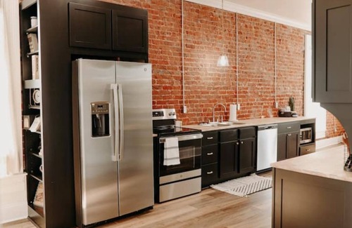 Iuka Apartment | Historic Downtown King Lofts B