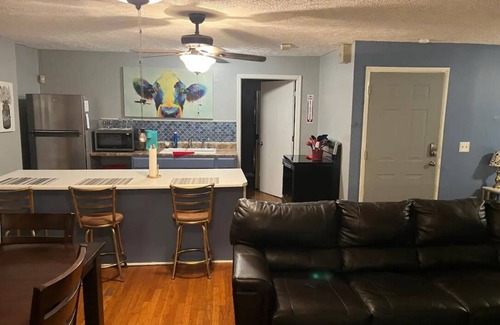 Elizabethton Apartment | Historic Downtown Loft Overlooking Beautiful & Unique Covered Bridge 🐾 Friendly