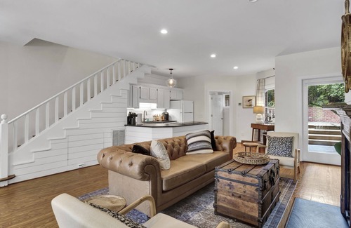 Wilmington Historic District House | Historic Downtown Wilmington Riverwalk