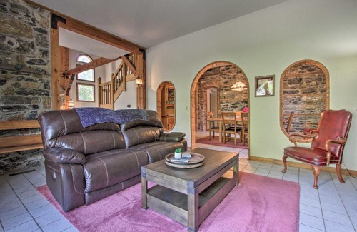 Helena House | Historic Helena Retreat - Near Dtwn and Mt Helena!