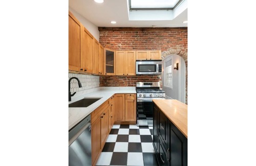 West Chester House | Historic Home on Gay Street.