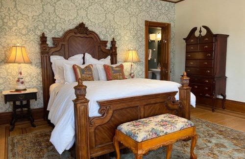 Faribault Hotel | Historic Hutch House