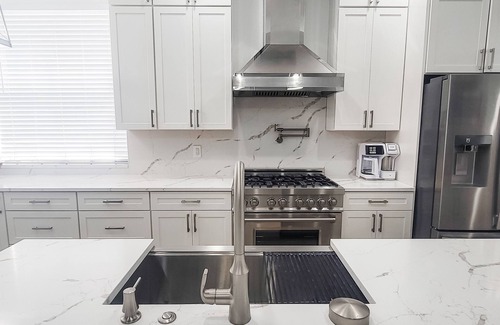 Hyde Park House | Historic Hyde Park Village Haven