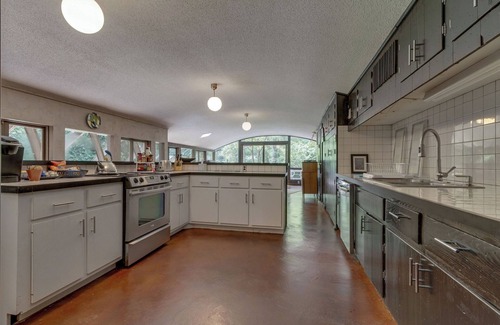 Knoxville House | Historic Mid-Century Modern Gem