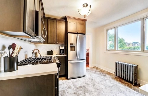 Front Park House | Historic Private Getaway Near Downtown Buffalo!
