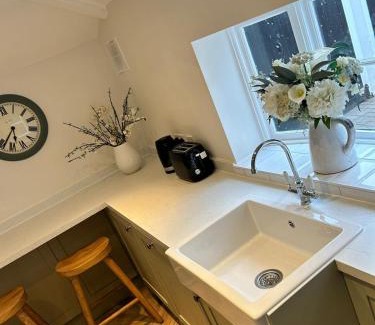Layer Marney Apartment | Historic Retreat Near To Mersea Island