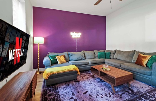 Downtown St. Louis Apartment | Historic Soulard 4BR Retreat with Private Patio & Fast Wi-Fi