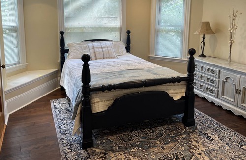 Sudbury House | Historic Victorian Home in Sudbury - Perfect for Families - Pet Friendly