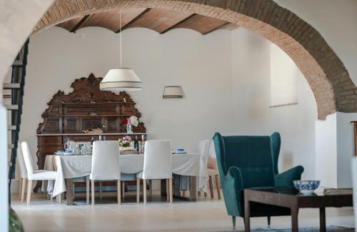 Buonconvento House | Historic Villa Overlooking Val D'orcia