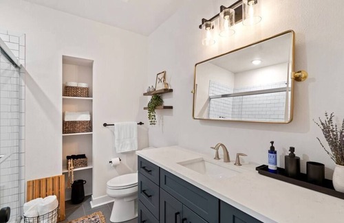 Fifth Ward House | Historic Walker’s Point Home w/ Garage + Yard