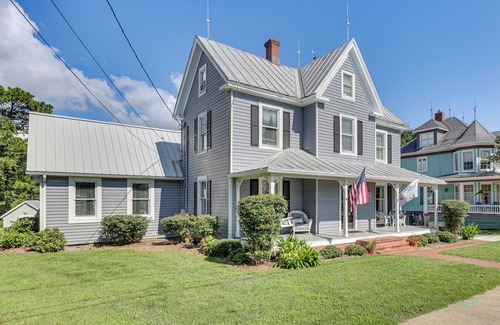 Reedville Cottage | Historic Waterfront Home w/Dock in Reedville!