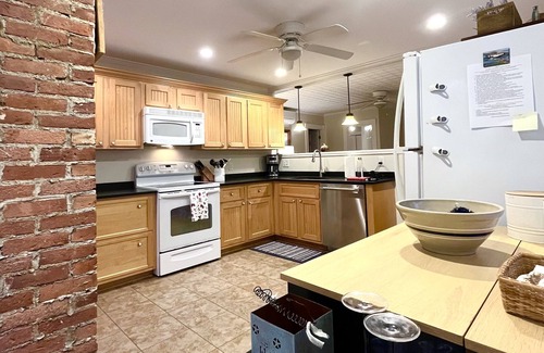 Ogunquit House | Historical charm | Modern amenities | Unbeatable location