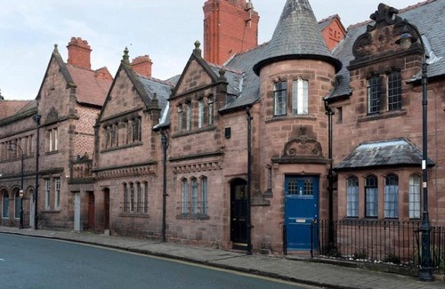 Chester House | Historical, Charming and Stylish House in the heart of Chester