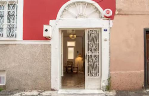 Konak Villa | Historical Detached House in the Center