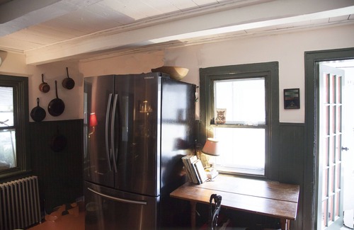 Mount Marion House | Historical high wooden house at the Mondschein-Wiese