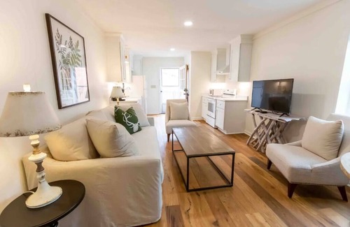 Blowing Rock Apartment | Historical Hotel, Main Street Blowing Rock